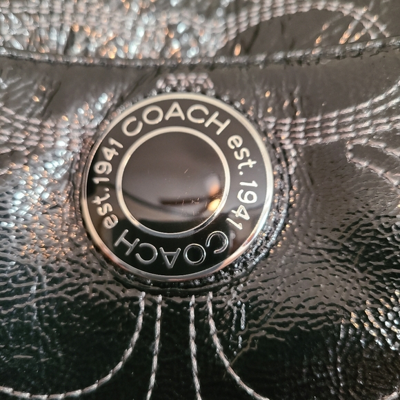 Coach Large Patent Leather Bag - Picture 7 of 14